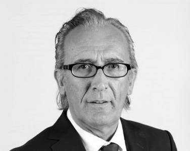 Prof. Dr. Mehmet Fatih Taşgetiren hocamızın "Multi-objective energy and daylight optimization of amorphous shading devices in Buildings" adlı makalesi yayınlanmıştır.